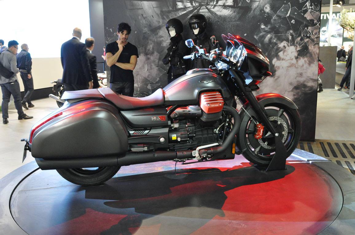 Moto Guzzi MGX 21 Flying Fortress